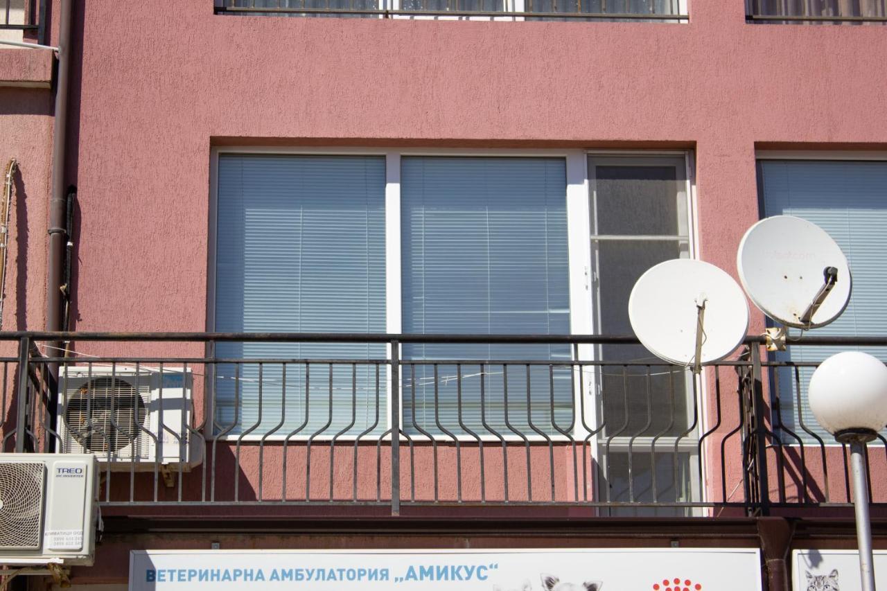 Central Couch Studio Pomorie Kültér fotó